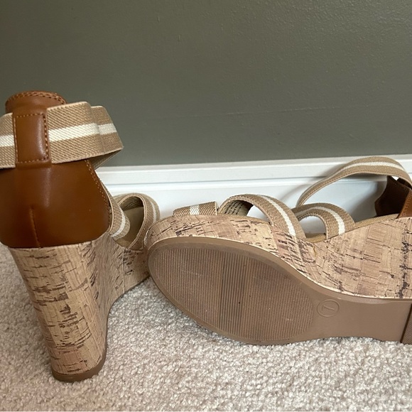 Women’s wedges - Picture 3 of 4